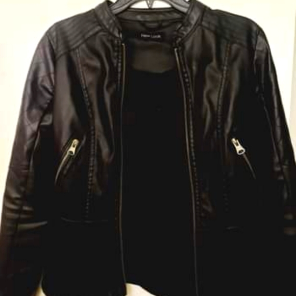 Juniors black leather jacket - Picture 1 of 4